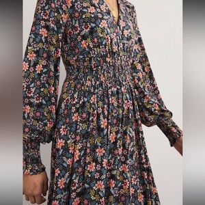 Pretty Boden Floral Print Dress!